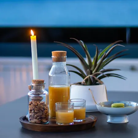 Seastar Apartment